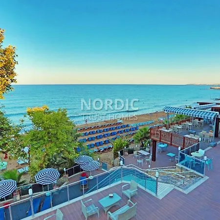 Emerald Towers A33 * Avsallar