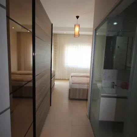 Emerald Towers A33
