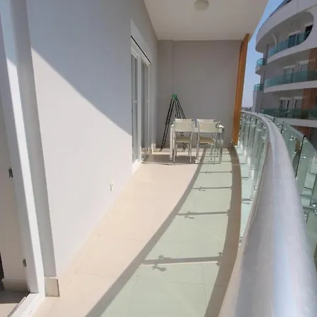 Διαμέρισμα Emerald Towers A33