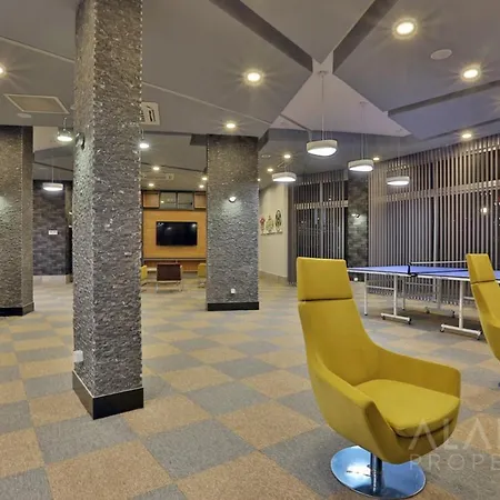 Emerald Towers A33 Apartamento *